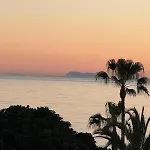 Ocean Living Puerto Banus -beachside Terrace Eaw Homes アパート