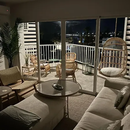 Апартаменти Ocean Living Puerto Banus -beachside Terrace Eaw Homes Марбелья